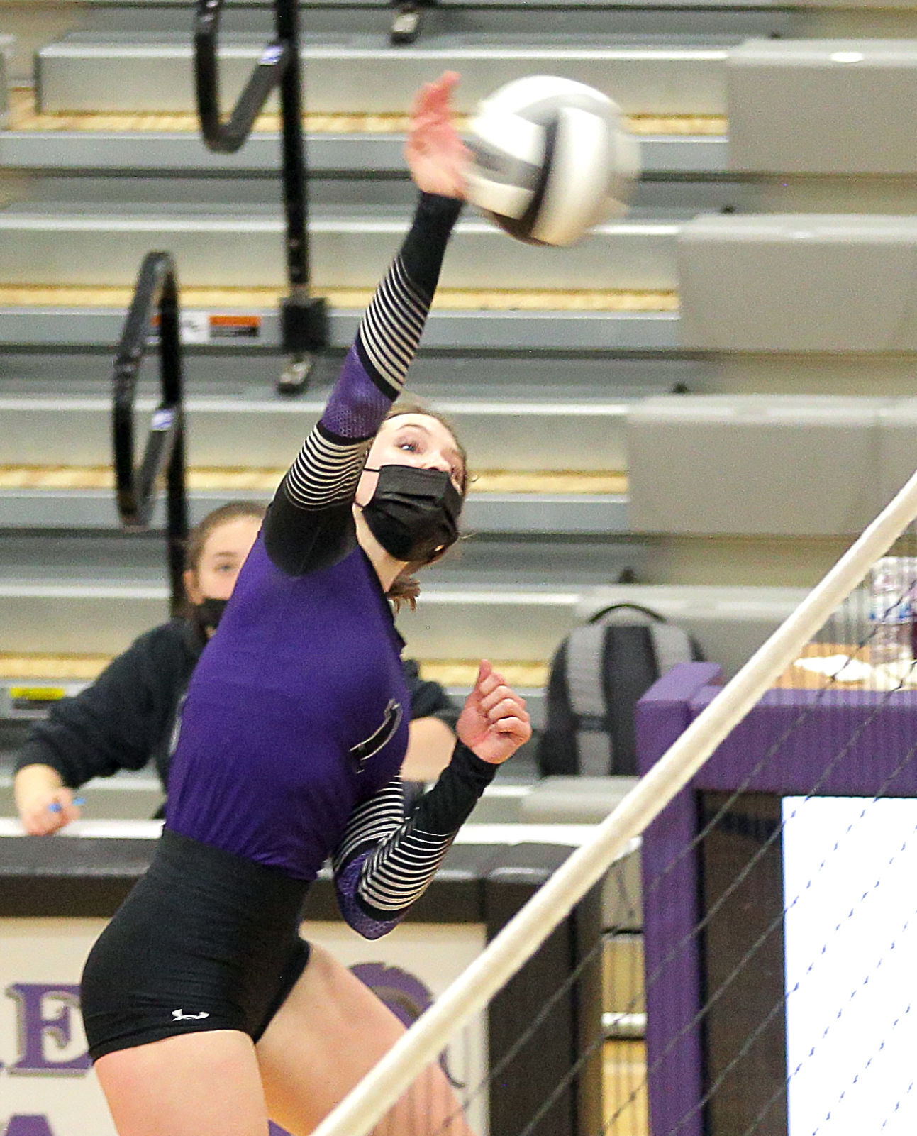 Elko at Spring Creek Volleyball 90.jpg
